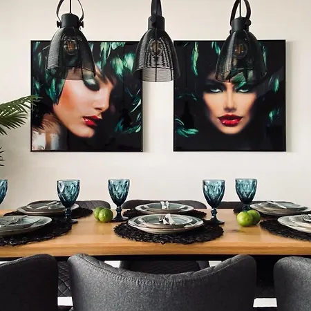 Super Six - Brand New Seaview In Costa Del Sol