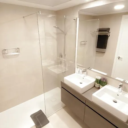 Super Six - Brand New Seaview In Costa Del Sol *