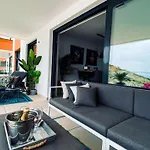 Апартаменти Super Six - Brand New Seaview In Costa Del Sol