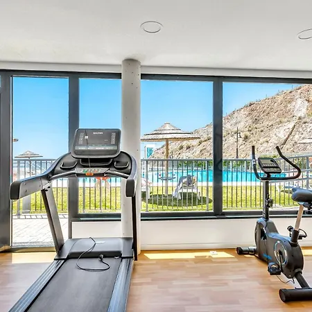 Апартаменти Super Six - Brand New Seaview In Costa Del Sol